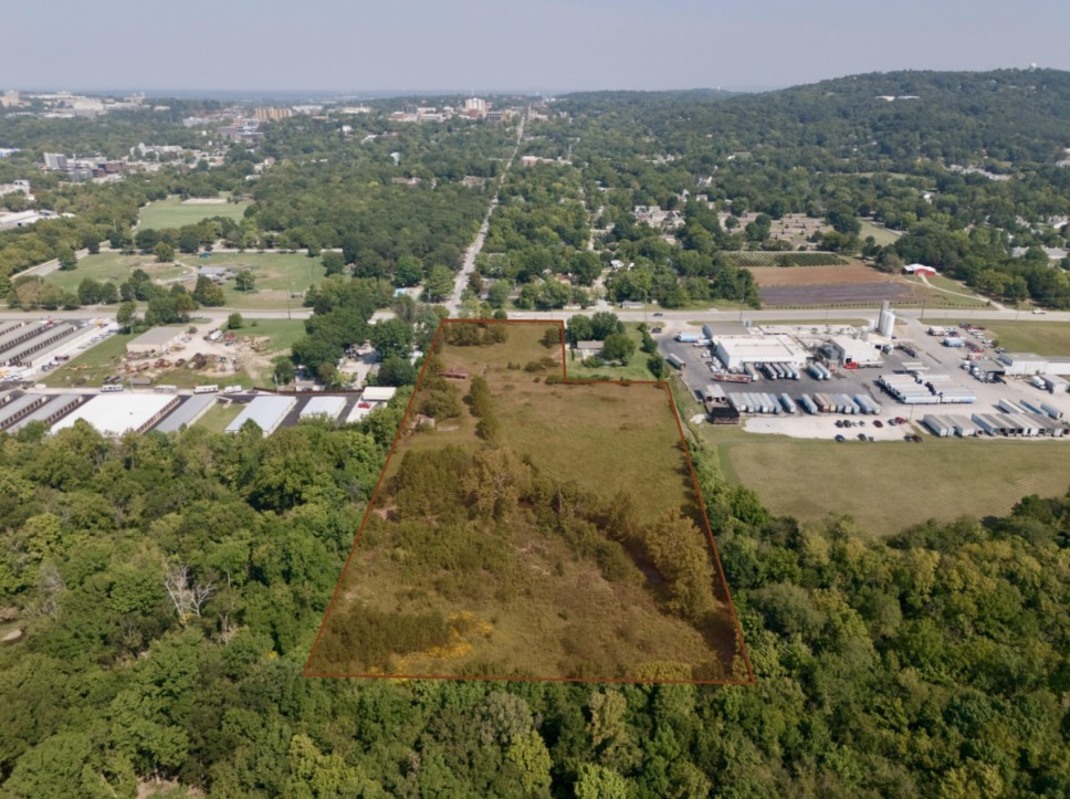 Fayetteville Outlots - Land