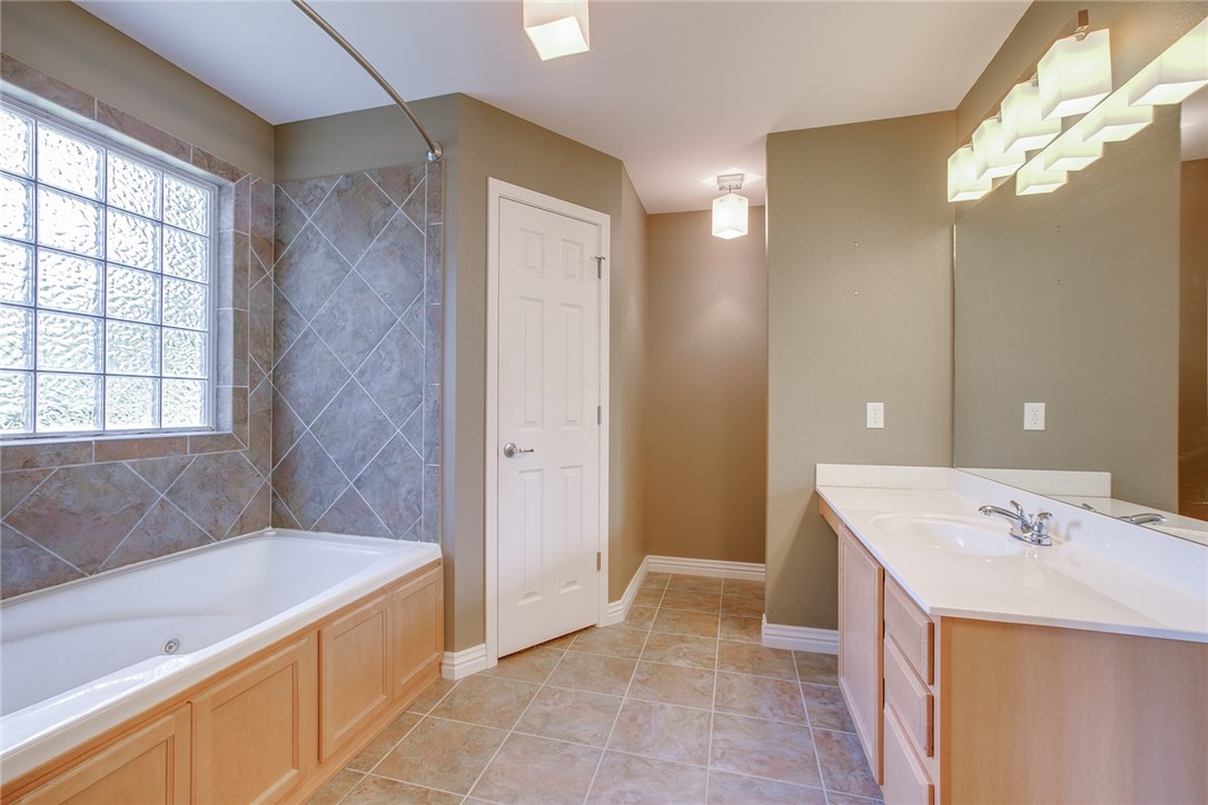 Meadowlark - Residential