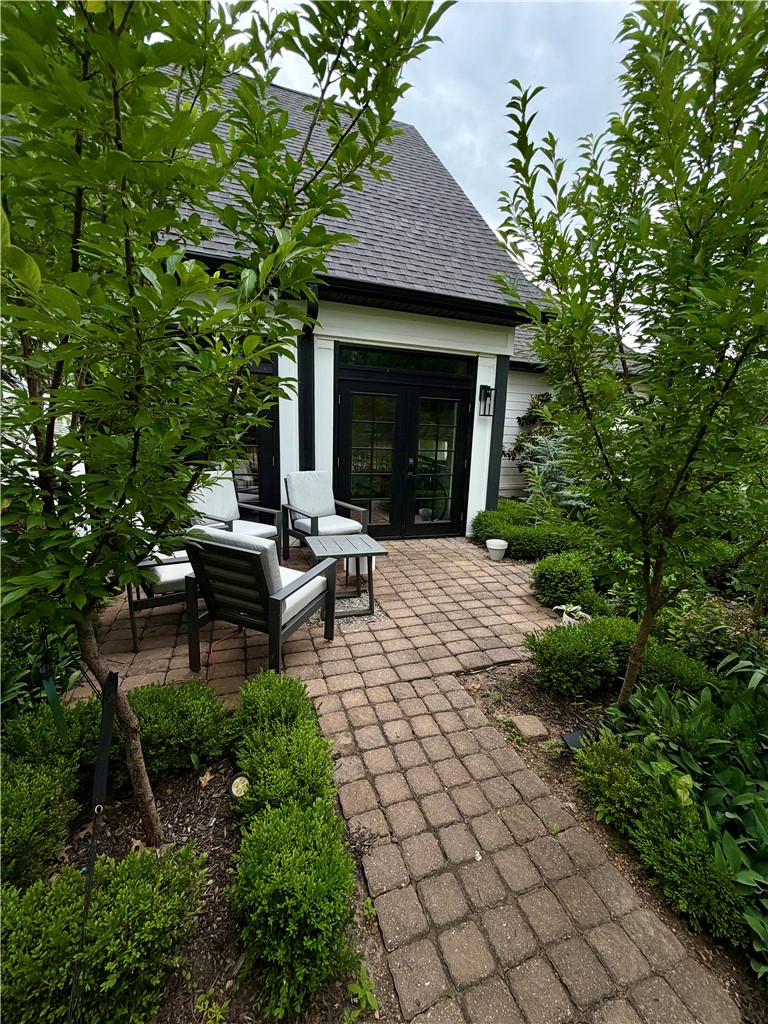 Salem Village - Residential