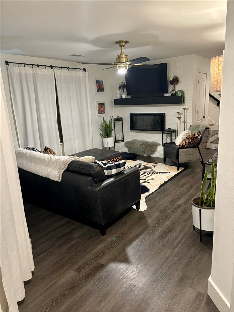 Salem Village - Residential