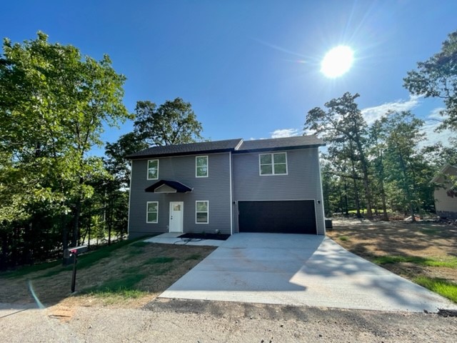 Beautiful 3 bedroom, 2.5 baths with gorgeous custom cabinets, custom tile shower, and a cozy back porch. You will love cooking and entertaining with the open kitchen and living room. This will not last long, don't miss out!