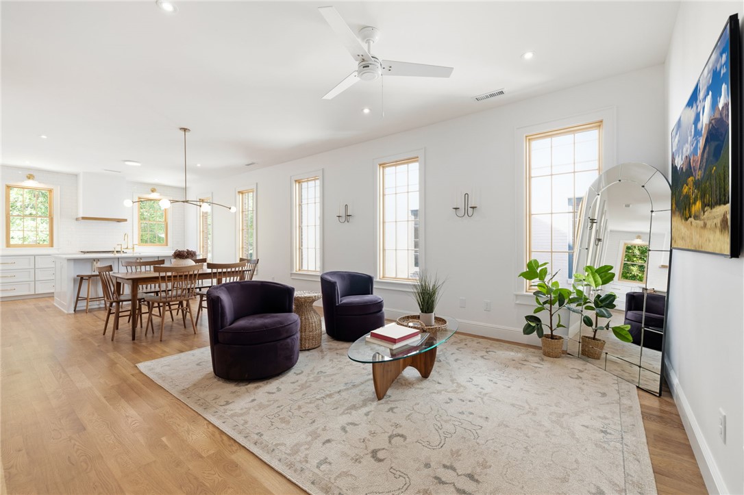 Elliott Corner - Residential