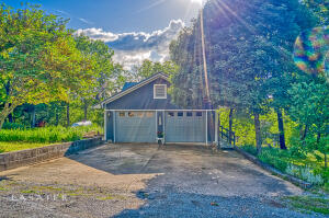 Lake BS ES - Residential