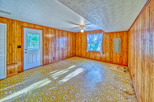 Lake BS ES - Residential