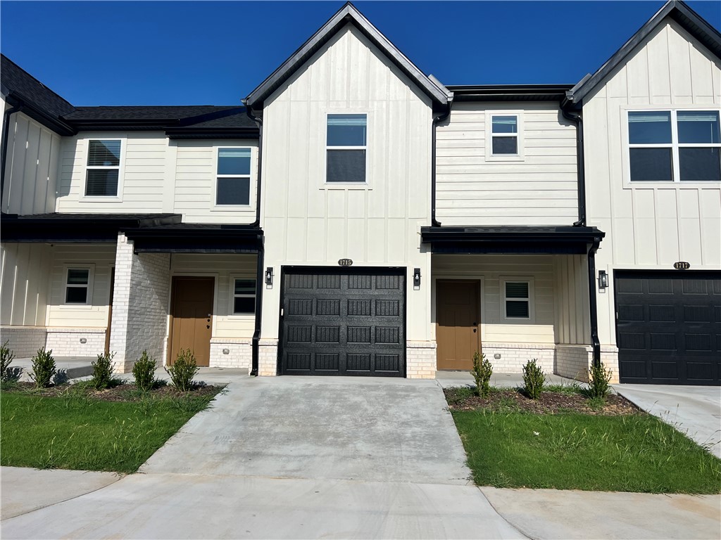 Pea Ridge Pointe - Residential Lease