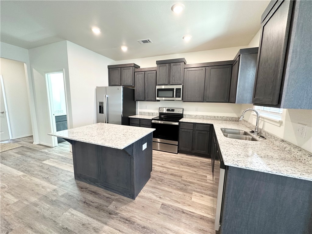 Towne West Sub Ph III-IV - Residential