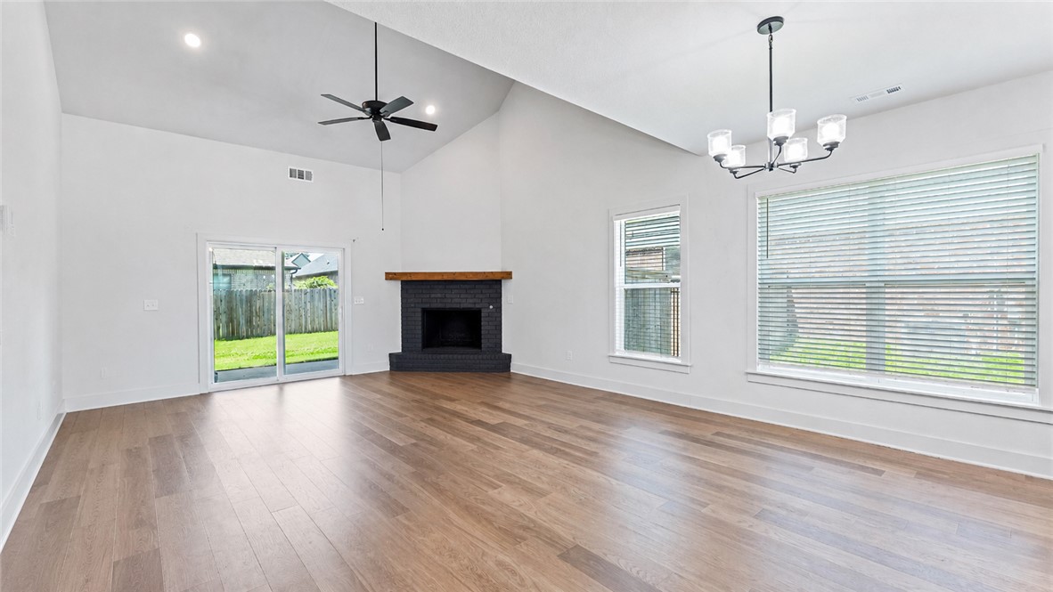 Woodlands Crossing Ph I Bentonville - Residential