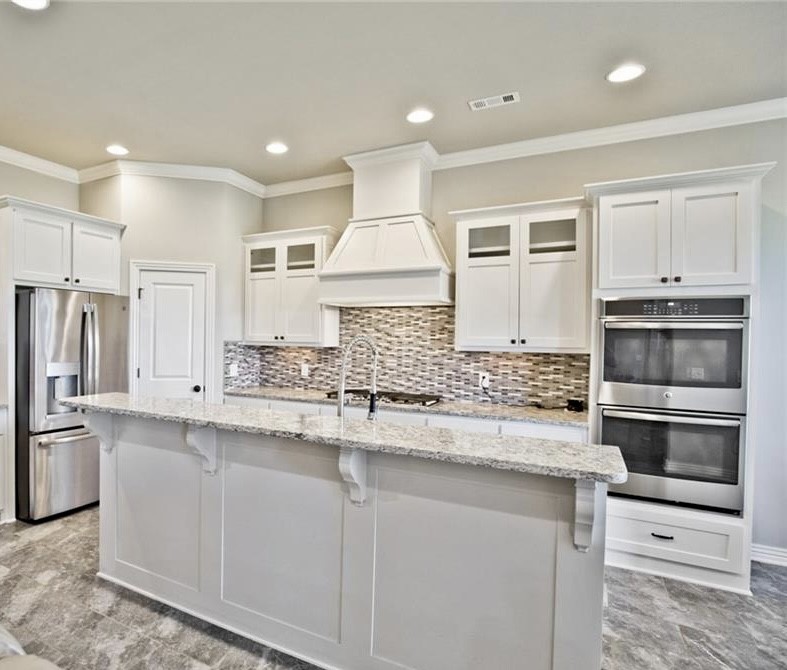 Grand Pointe Sub Rogers - Residential Lease