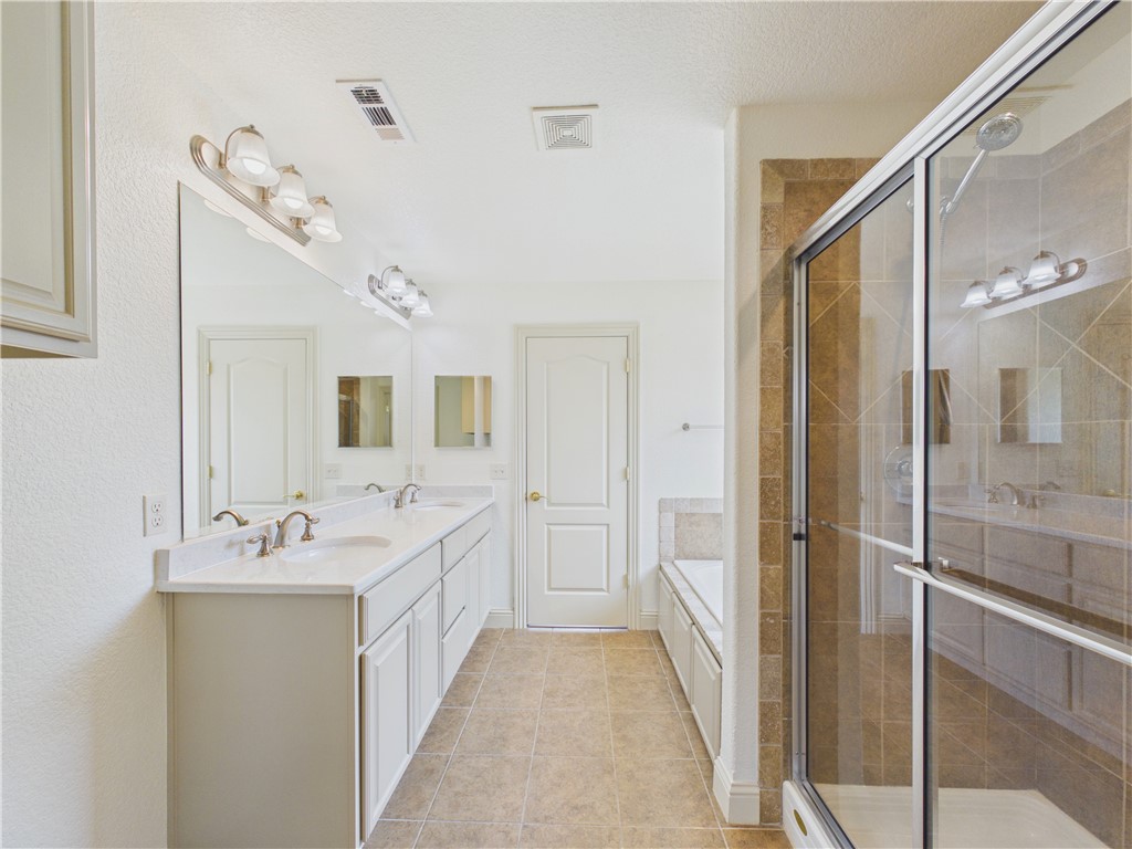 Sienna At Coopers Farm Ph II Centerton - Residential