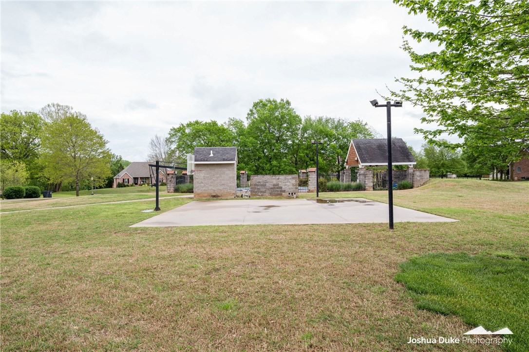 Riverlyn Estate Sub 1st - Residential