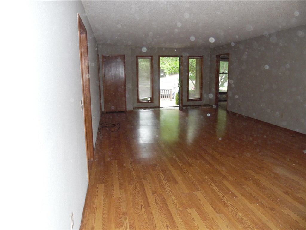 Shakespeare Court - Residential Lease