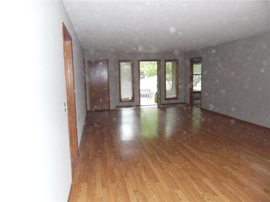 Shakespeare Court - Residential Lease