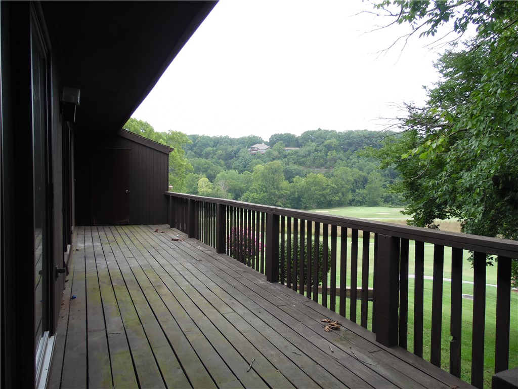 Shakespeare Court - Residential Lease