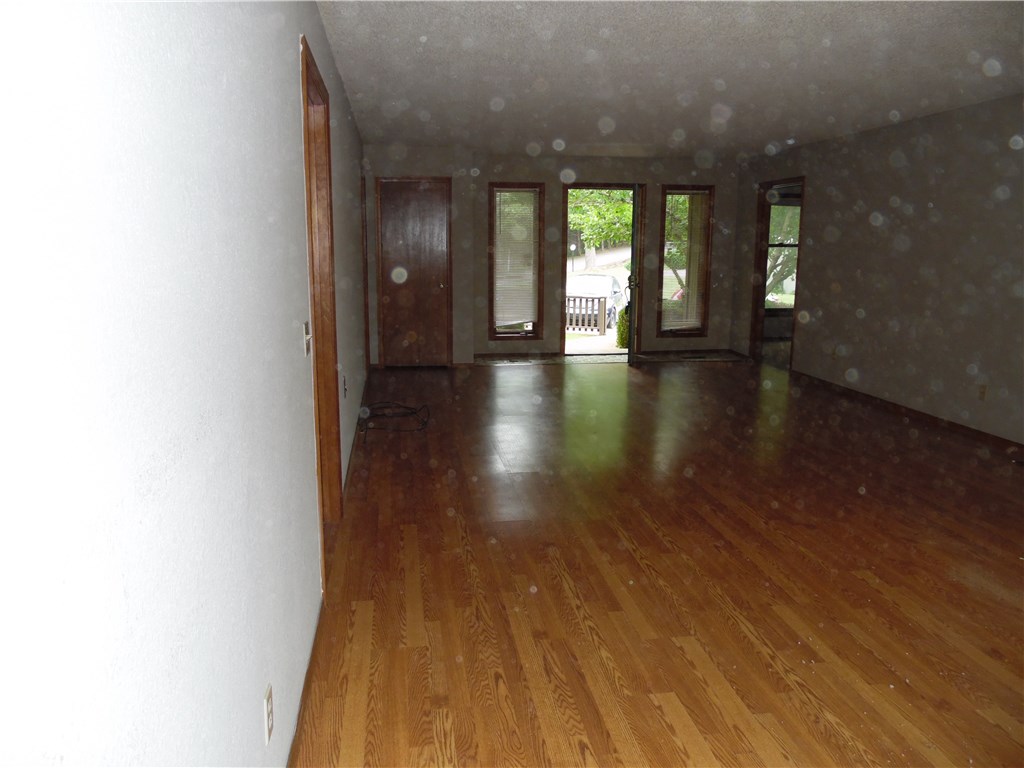 Shakespeare Court - Residential Lease