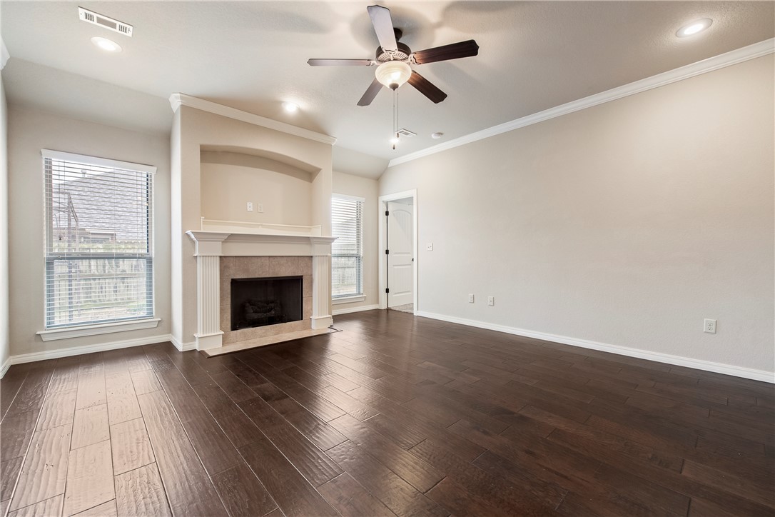Garrett Road Sub Rogers - Residential Lease