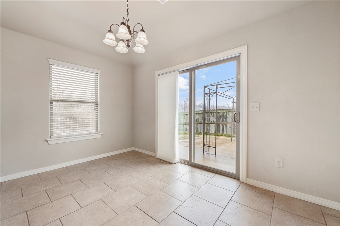 Garrett Road Sub Rogers - Residential Lease