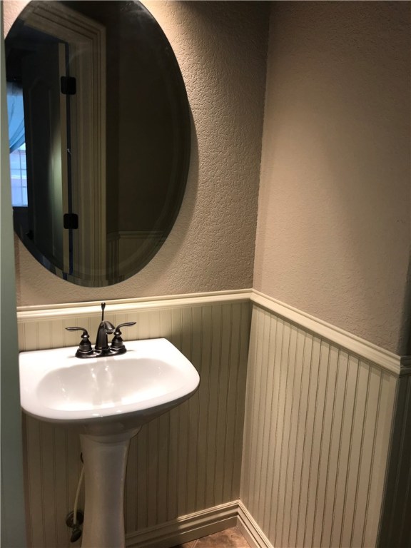 Hearthstone Sub Ph II Rogers - Residential Lease