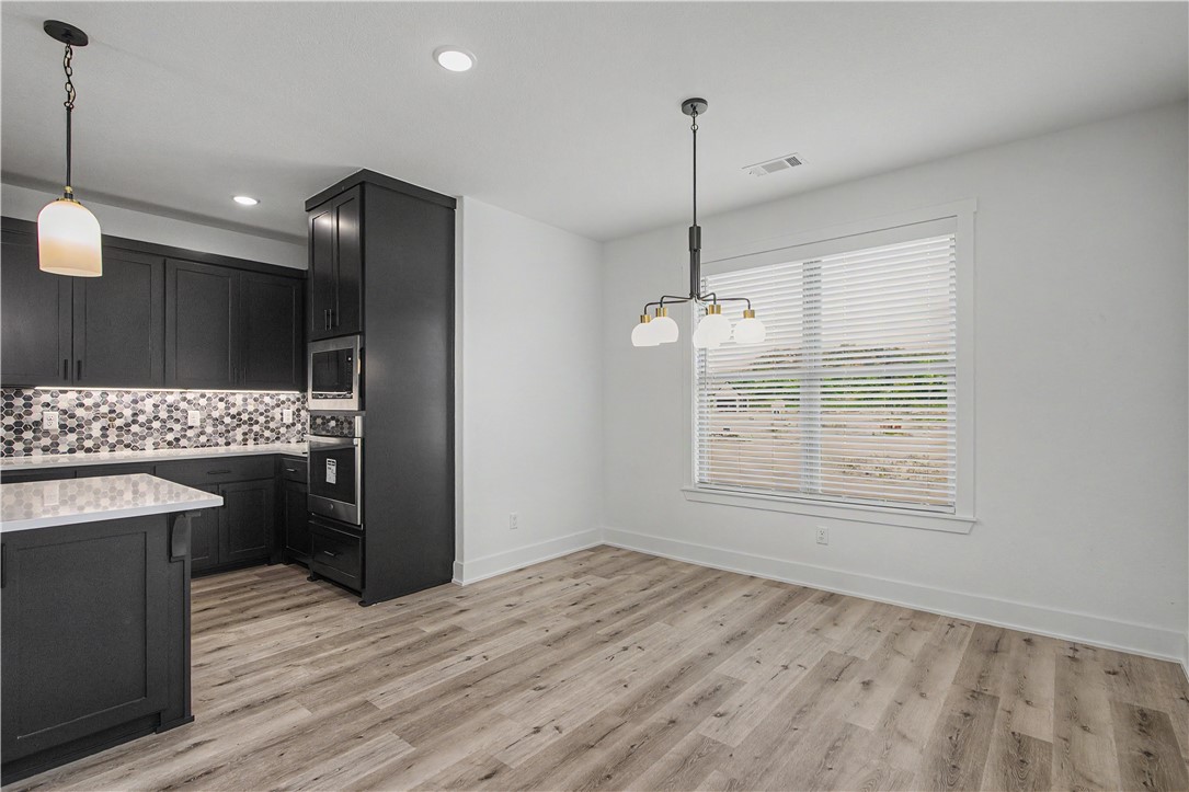 Oak Brook Sub Ph 1 Siloam Spgs - Residential