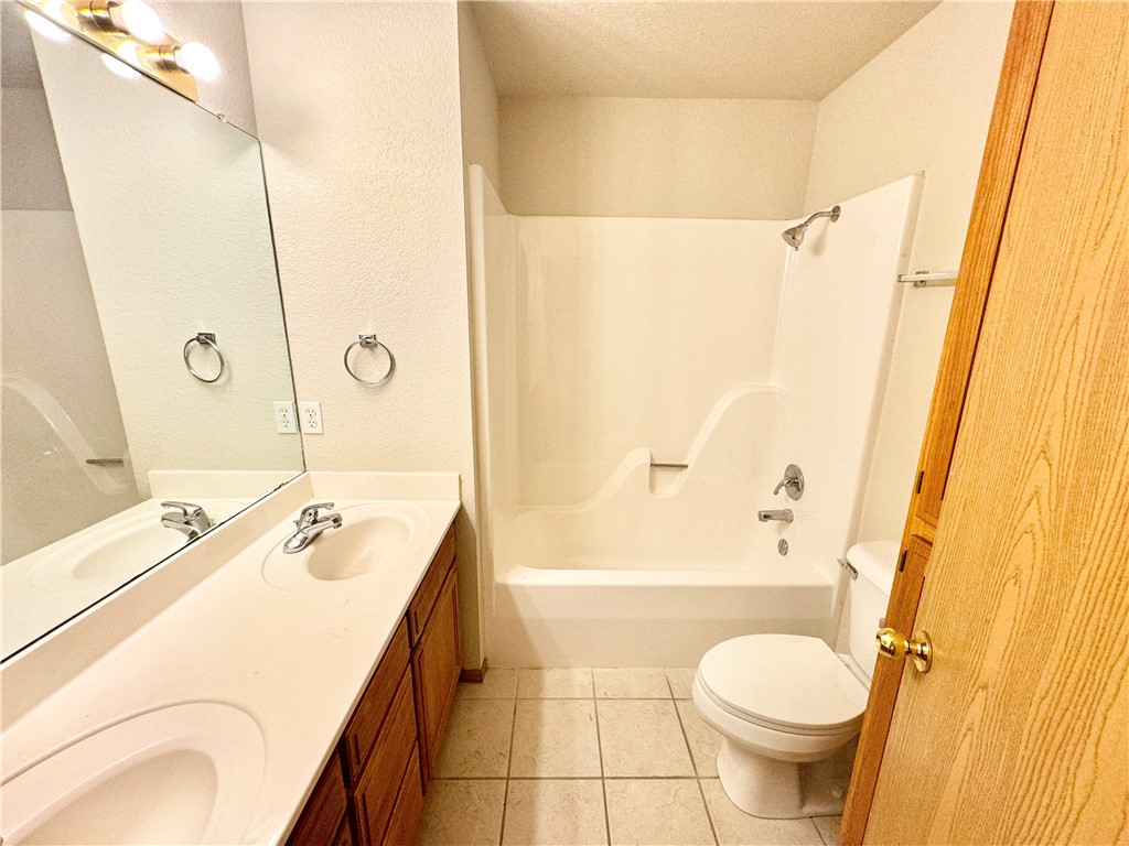 Missouri Oaks Sub - Residential Lease