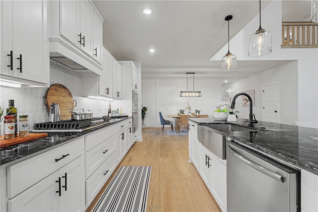 DIAMOND ESTATES PH V-CENTERTON - Residential