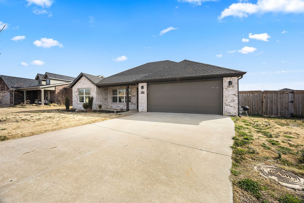 Hickory Meadows Sub Ph 1 - Residential