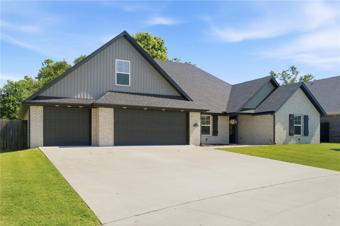 Paige Place Sub Ph 2 Siloam Spgs - Residential