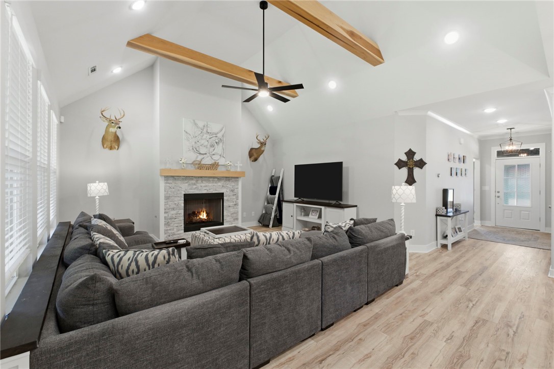 Paige Place Sub Ph 2 Siloam Spgs - Residential
