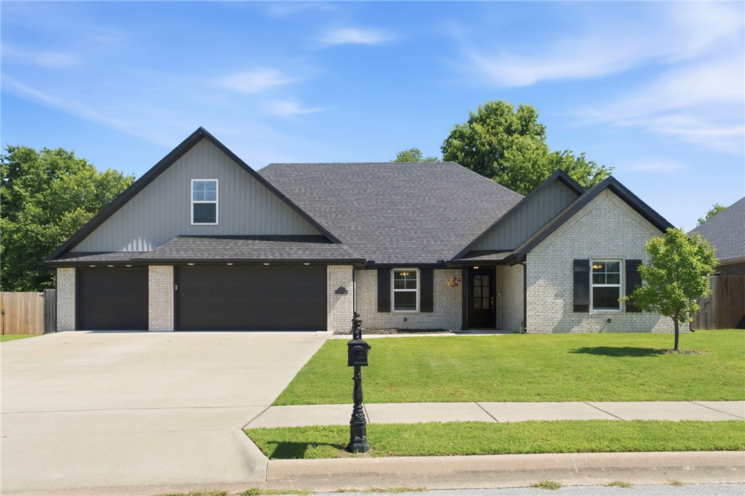 Paige Place Sub Ph 2 Siloam Spgs - Residential
