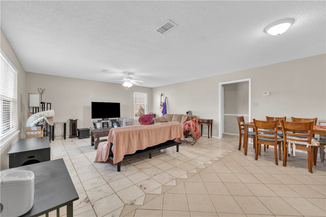 Chateau Terrace Unit 2 Ph 3 Rogers - Residential