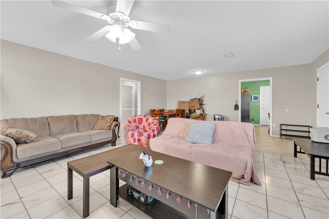 Chateau Terrace Unit 2 Ph 3 Rogers - Residential
