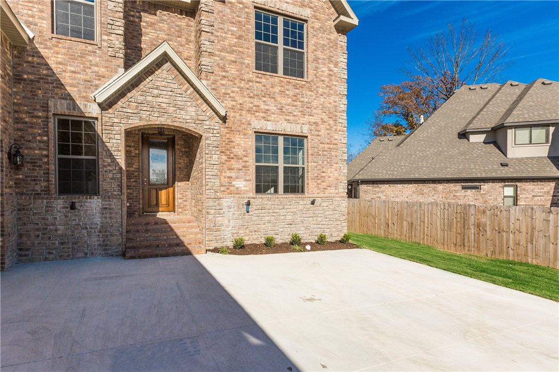 Woods Creek - Residential