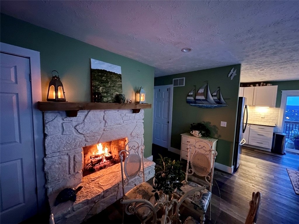 Unit 11 Holiday Island - Residential