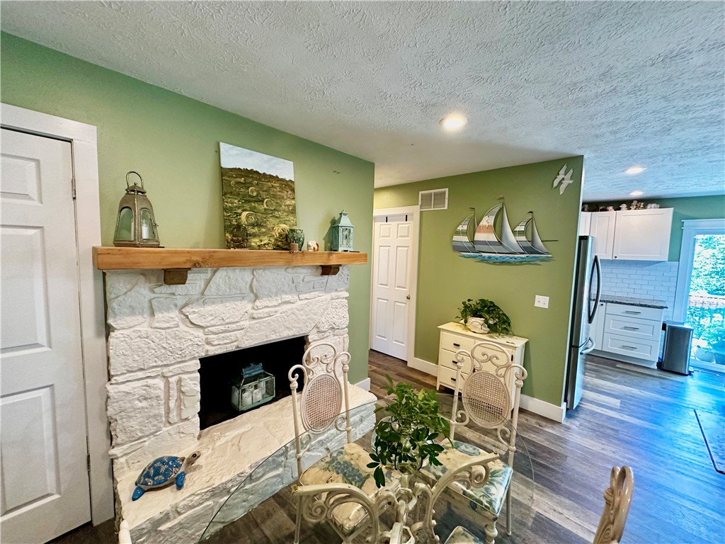 Unit 11 Holiday Island - Residential