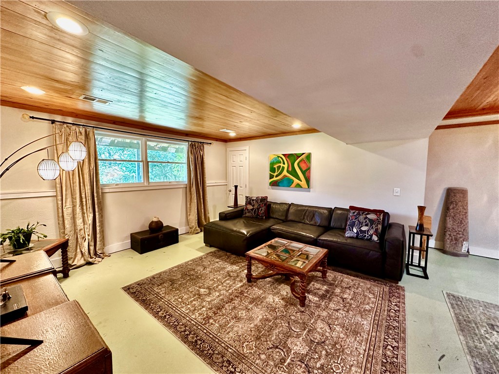 Unit 11 Holiday Island - Residential
