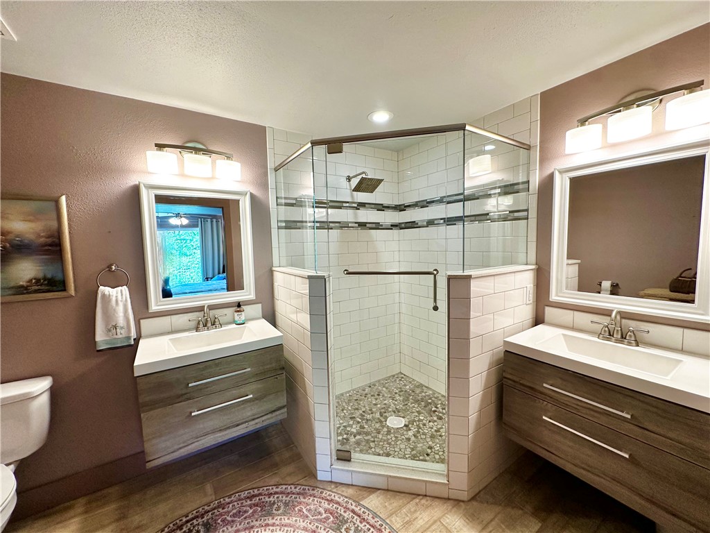 Unit 11 Holiday Island - Residential
