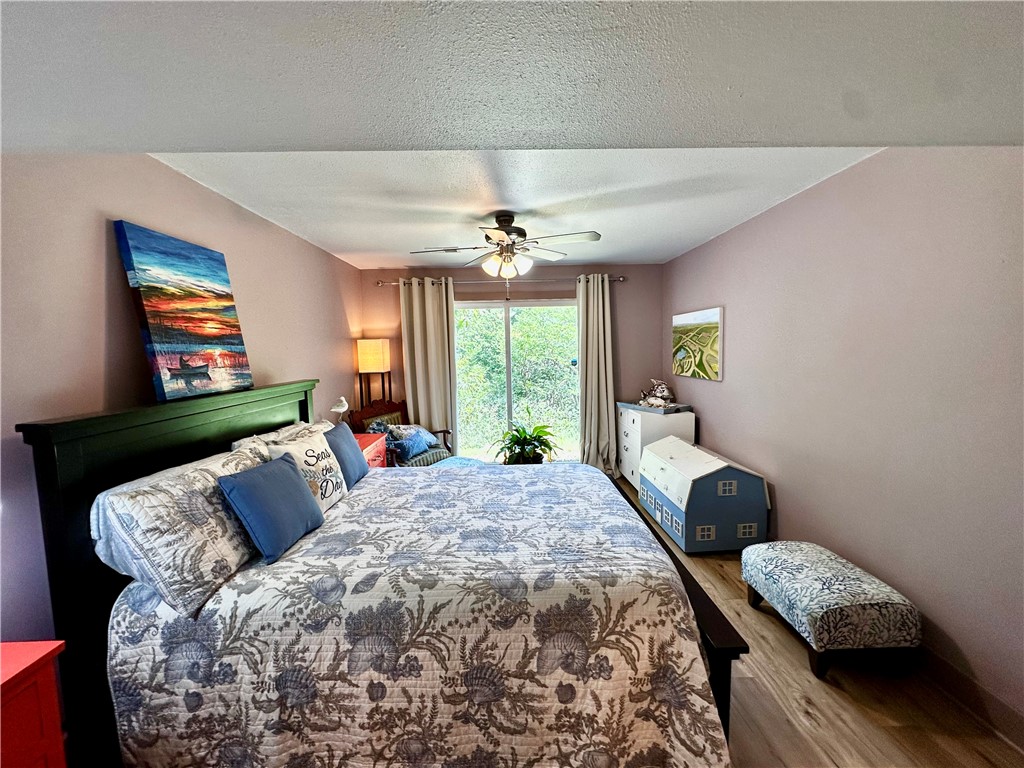 Unit 11 Holiday Island - Residential