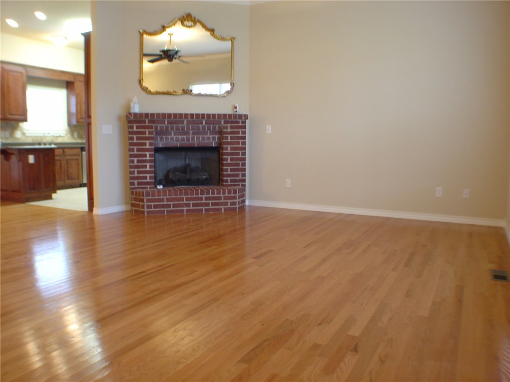 Weymouth Sub Bvv - Residential Lease