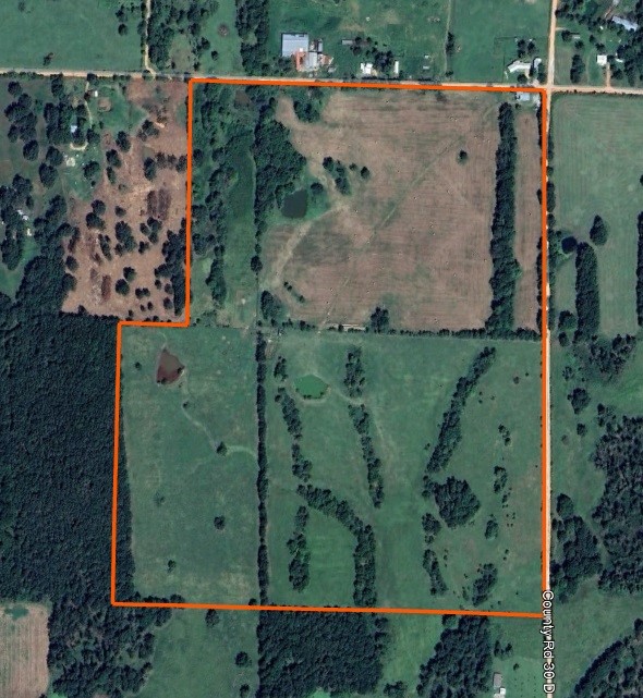 Explore 107.25 stunning acres in the peaceful countryside of Gravette, offering farming, or creating your own private estate! This expansive property features three large ponds, a mix of open and natural landscape, and a structure on-site perfect for storage or future use. Rural water is available, and a septic system will be needed. With plenty of space, natural beauty, and easy access to town, this land presents a rare opportunity in a rapidly growing area.
