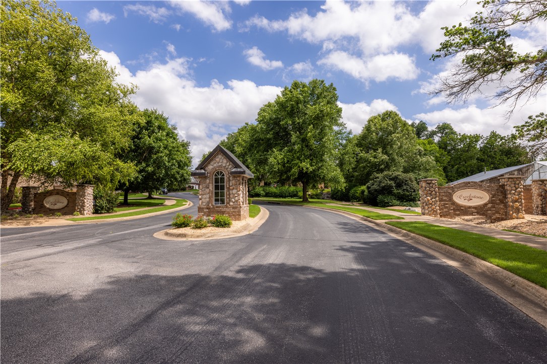 Creekstone Sub Ph I Bentonville - Residential