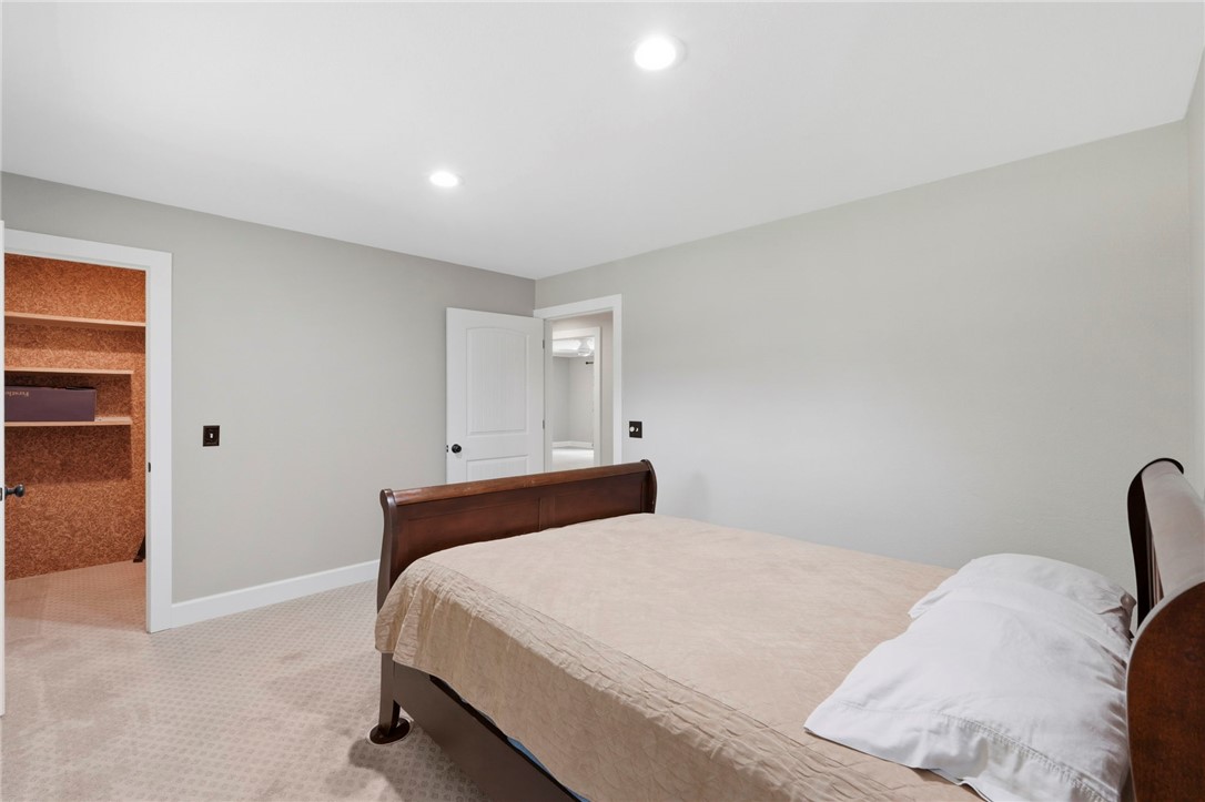 Hyland Park Rogers - Residential
