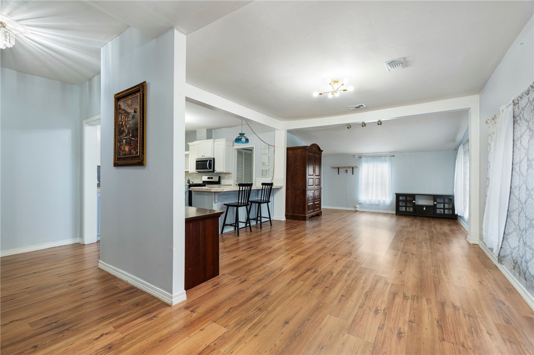 Altus Out Lts - Residential