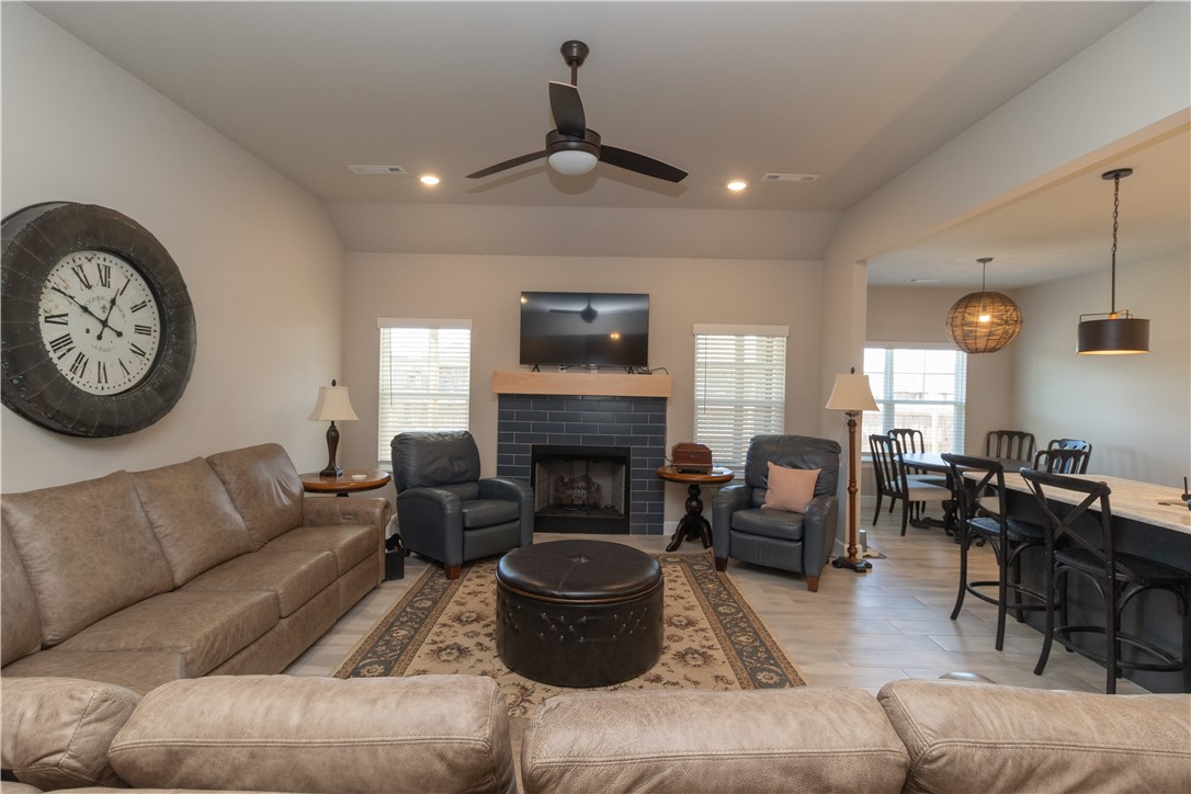 Hazelton Heights Ph 1 Pea Ridge - Residential Lease