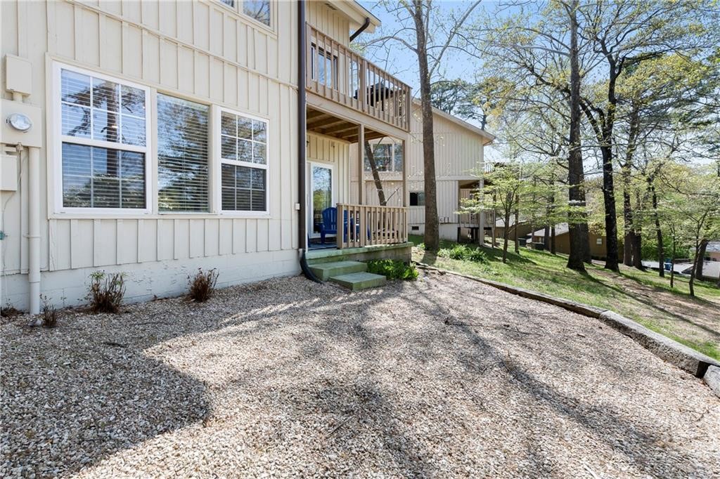 Townhouse Tct 2 A/K/A Drake Court Bvv - Residential