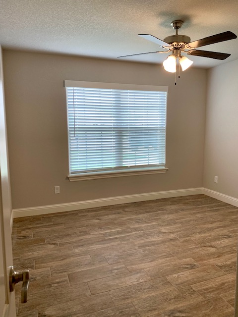 Oak Creek - Residential Lease