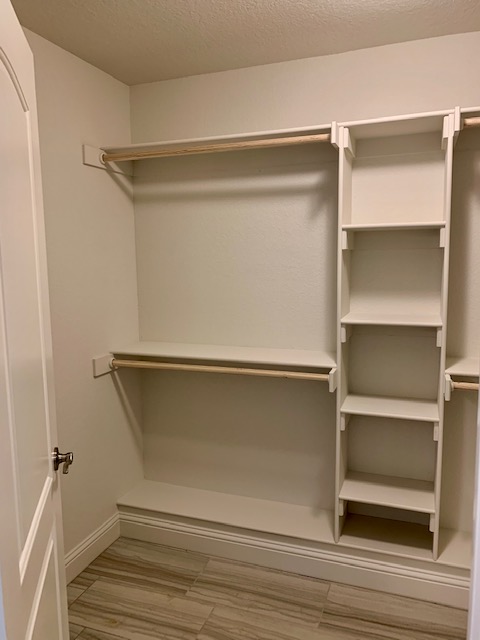 Oak Creek - Residential Lease