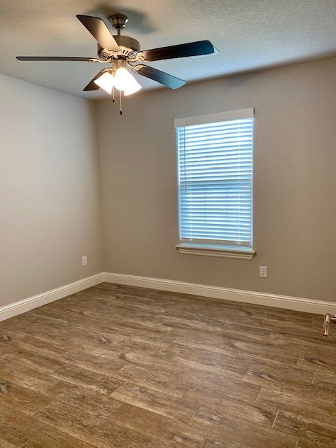 Oak Creek - Residential Lease
