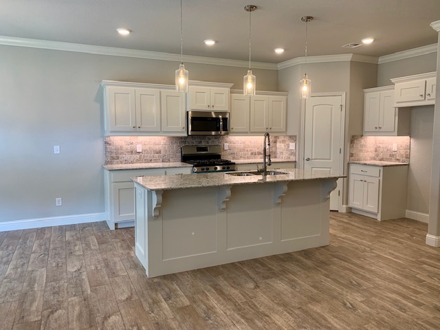 Oak Creek - Residential Lease
