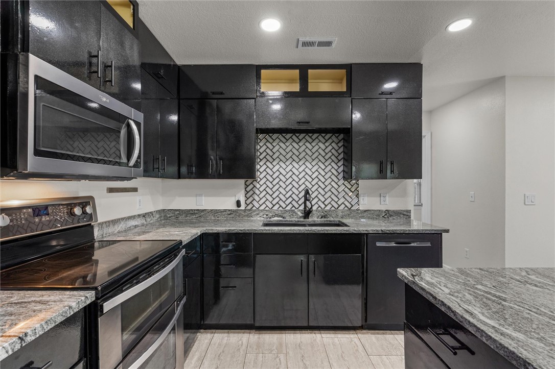 Plantation Ph I, The Rogers - Residential