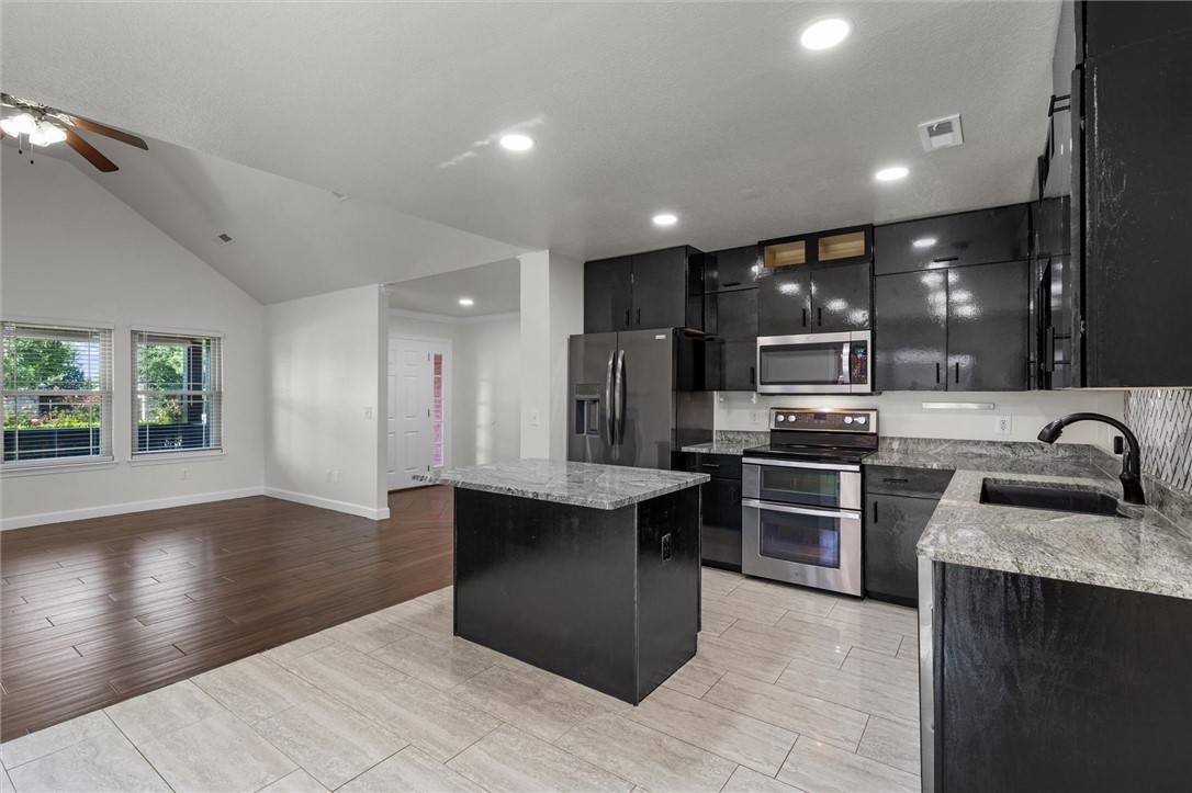 Plantation Ph I, The Rogers - Residential