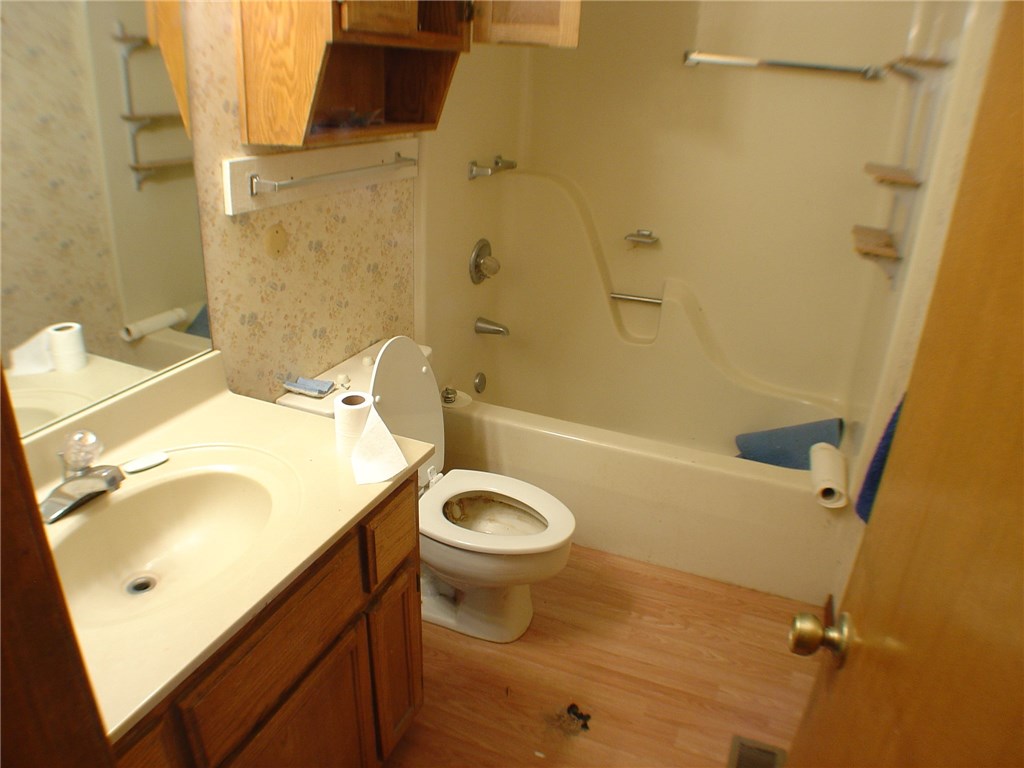 Avondale Sub 2 Bvv - Residential Lease